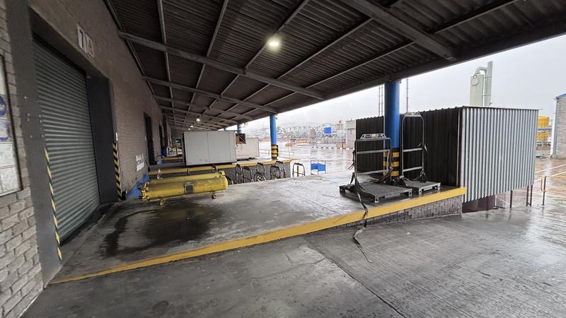 To Let Commercial Property for Rent in Killarney Gardens Western Cape